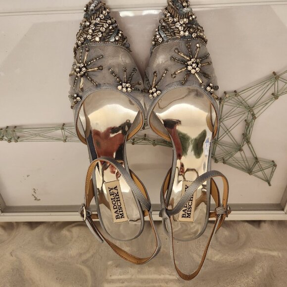 Badgley Mischka Embellished Whisper Blue Heels. NWT. Size 6 - Picture 5 of 9